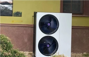 Högeffektivt temperaturjusteringssystem tillverkat av PoolWorld
